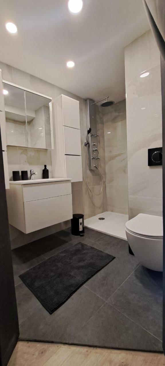 Ljubljana Nest- Centre, Free Parking- Renovated August 2024 Apartment Luaran gambar